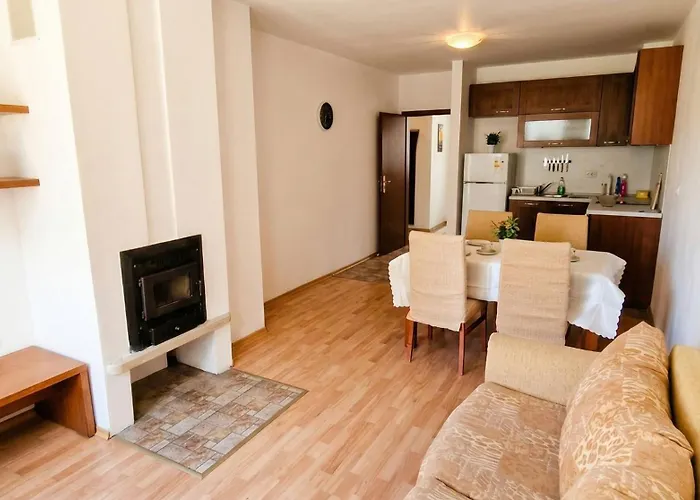 Penthouse Duplex Large 2 Bedroom Mp1