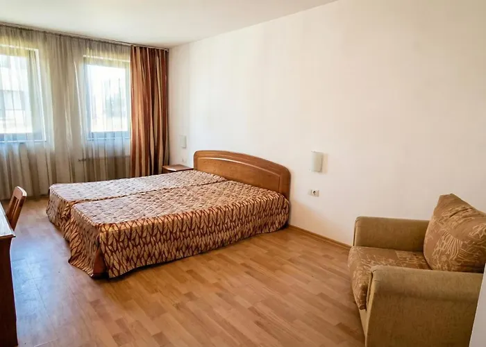 Penthouse Duplex Large 2 Bedroom Mp1