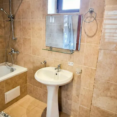 شقة Penthouse Duplex Large 2 Bedroom Mp1 *