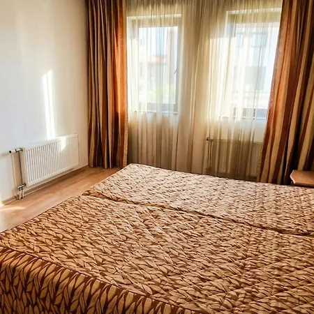 아파트 Penthouse Duplex Large 2 Bedroom Mp1 반스코